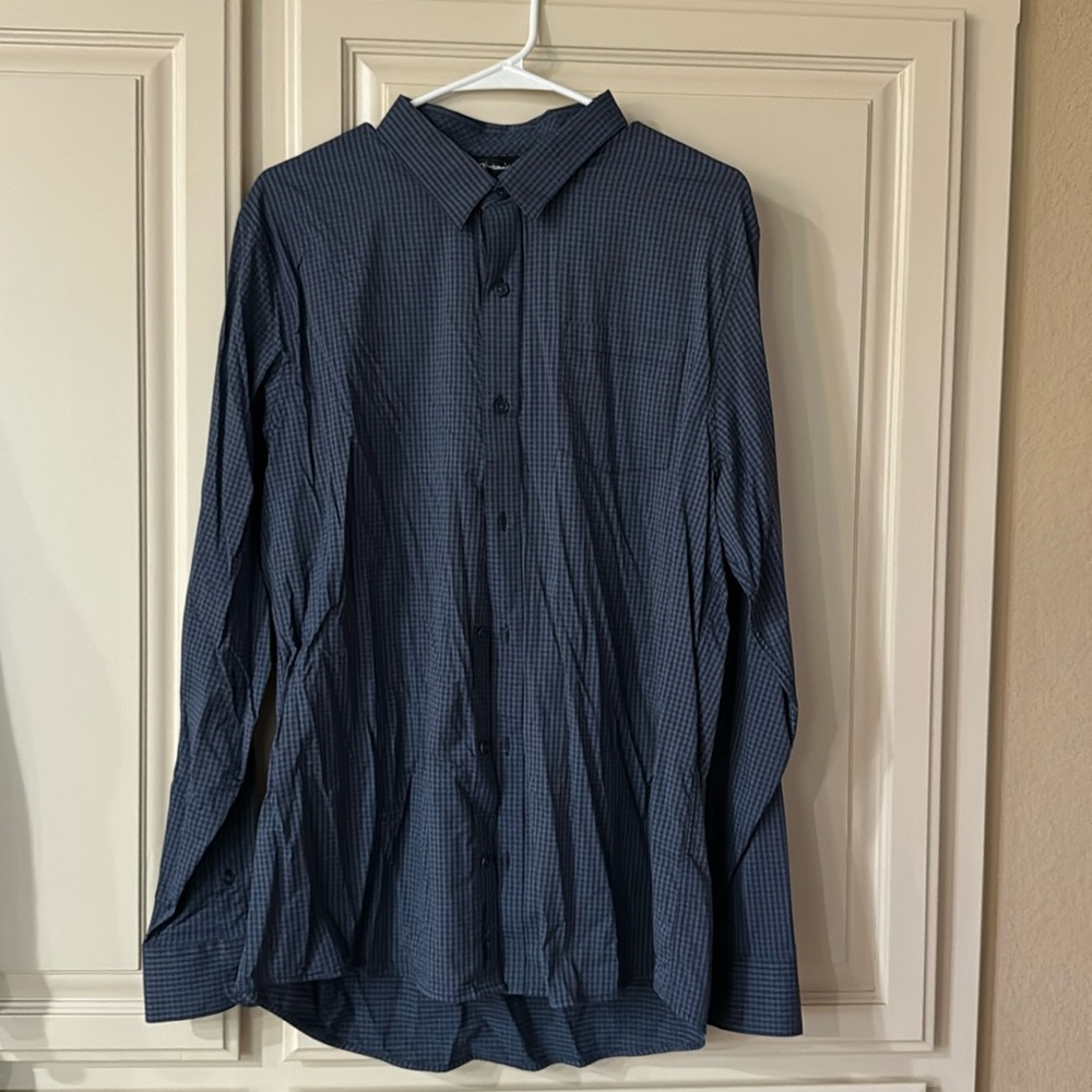 Travis Mathew Long sleeve button up